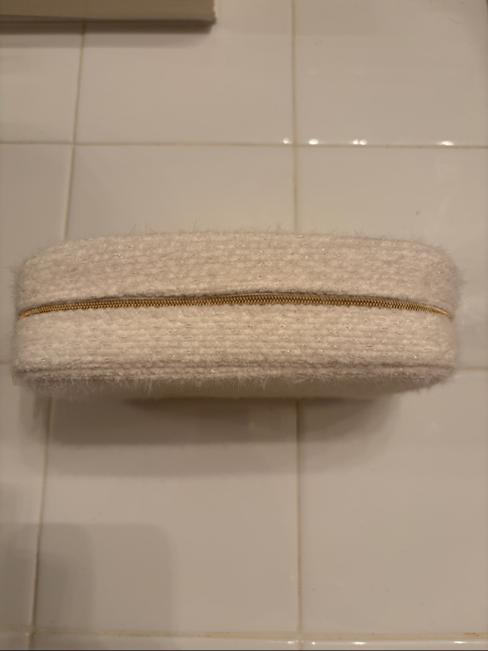 CHANEL Tweed Cream White Beauté Travel Cosmetic Case Pouch Bag - Brand New - Picture 4 of 6